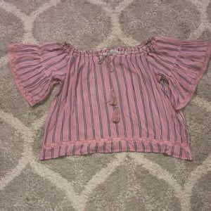 American Eagle off the shoulder top